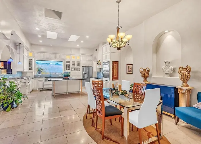 Hacienda Foothills Mansion Holiday home Tucson