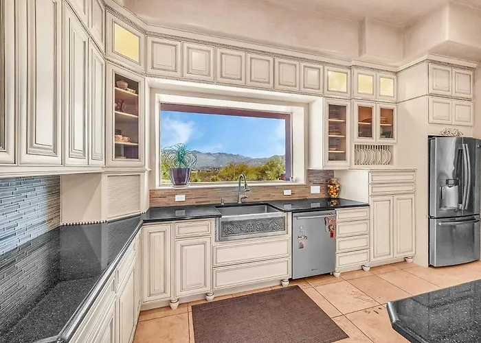 Hacienda Foothills Mansion * Tucson